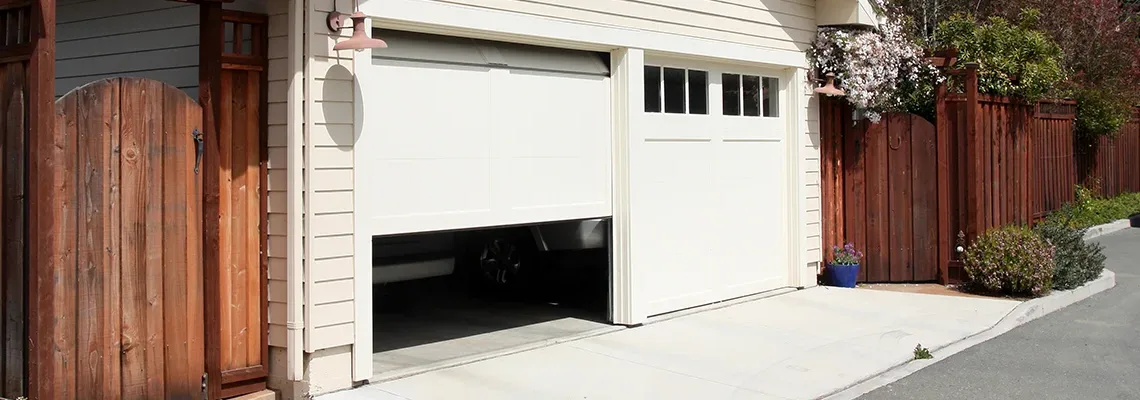 Repair Garage Door Won't Close Light Blinks in Highland Park, Illinois